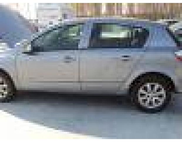 dezmembrez opel astra h 1.7cdti