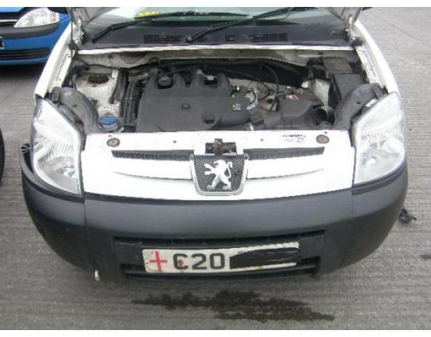 dezmembrez peugeot partner 1900wjy