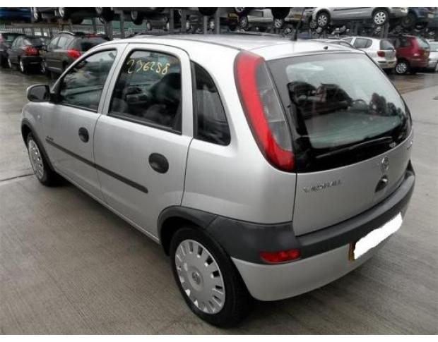 usa  spate opel corsa c