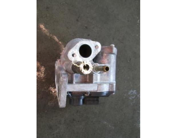 egr vw golf 5 1.6fsi 03c131503b