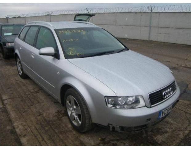 usa fata audi a4   2000-2004