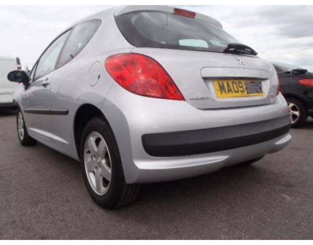 far dreapta 8hz 1.4hdi peugeot 207