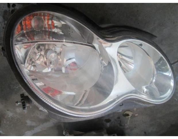 far dreapta mercedes c 220 cdi