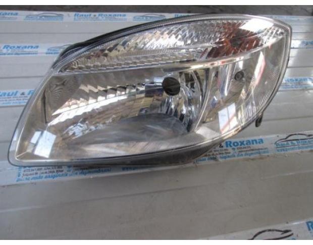 far dreapta skoda  fabia 2 1.2b