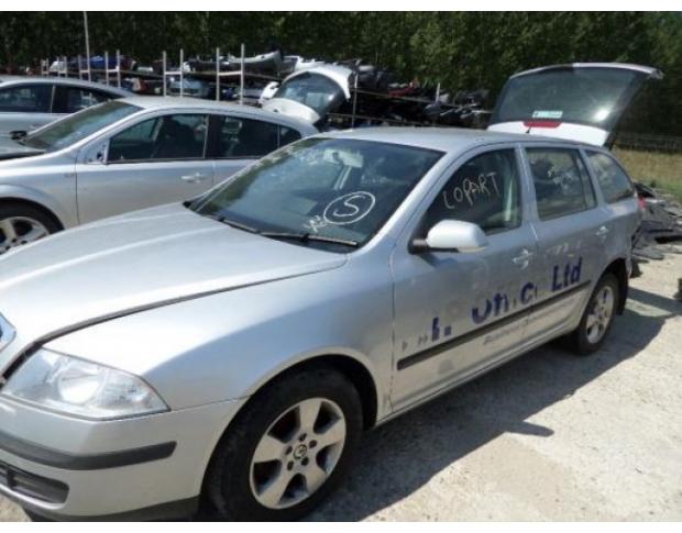 far dreapta skoda octavia 2 combi 1.9tdi bxe