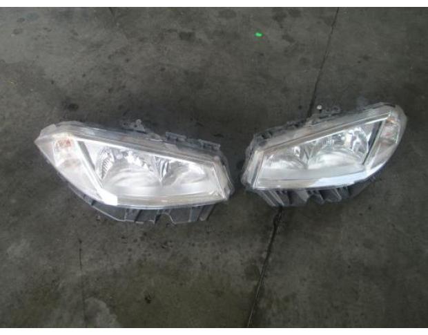 far stanga renault megane