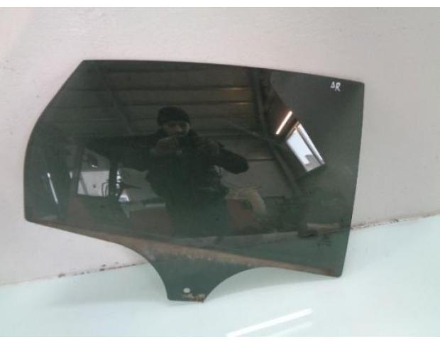 geam dreapta spate ford focus 3 1.6b pnda