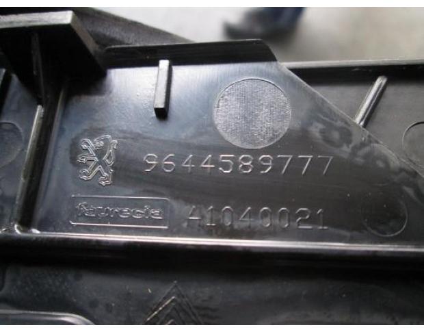 grila aerisire peugeot 407 1.6hdi 9hy 9644589777