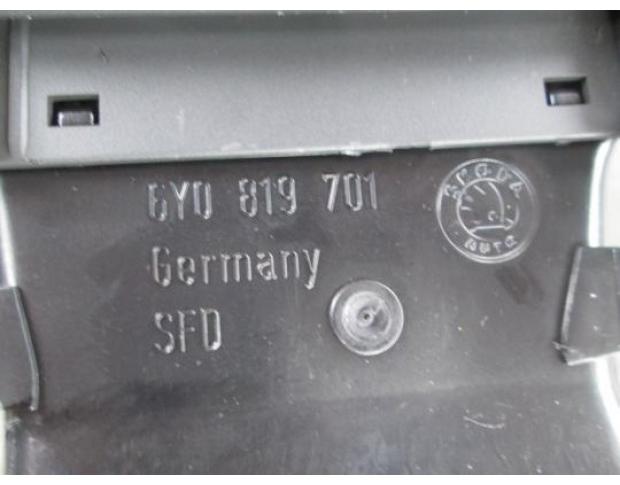 grila aerisire skoda fabia 1 1.9tdi combi cod 6y0819701