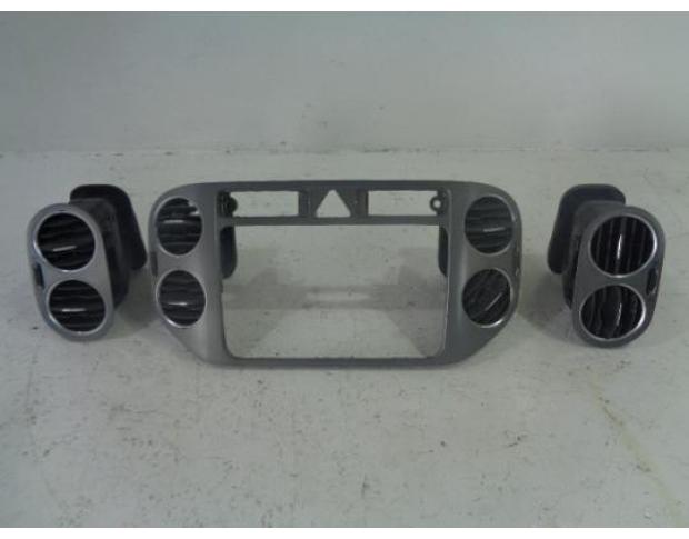 grila bord laterala vw tiguan 2.0tdi cba