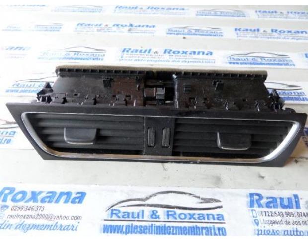 grila centrala bord audi a4 2.0tdi cag 8t1820951b