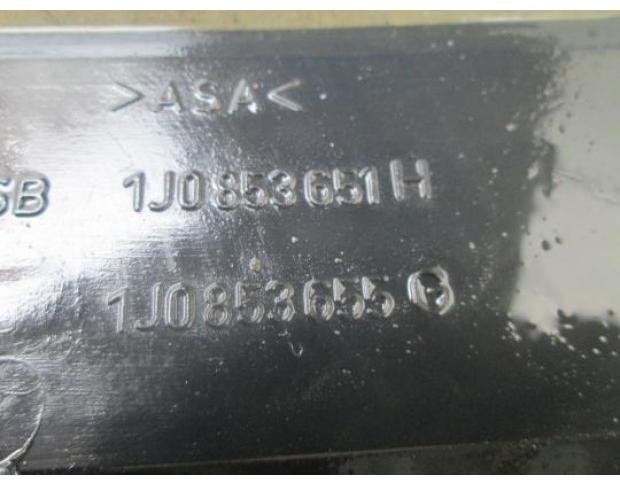 grila fata vw golf 4 1.4 16v bca cod 1j0853651h