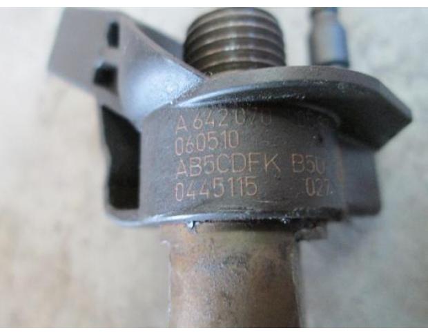 injector 0445115027 mercedes e 320 cdi