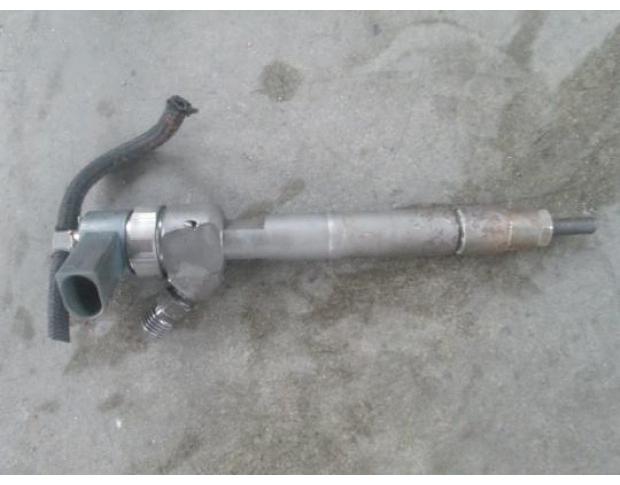 injector a6110700987 mercedes c 200 cdi