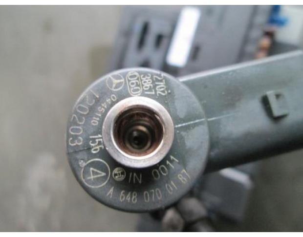 injector a6480700187 mercedes e 220 cdi w211