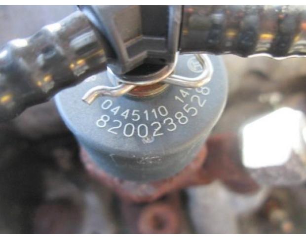 injector opel vivaro 1.9dti f9q 8200238526