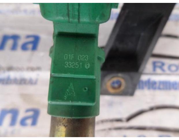 injector peugeot 206 1.4b kfw combi 01f023