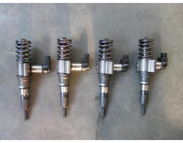 injector vw passat 2.0tdi bmn oe 03g130073d