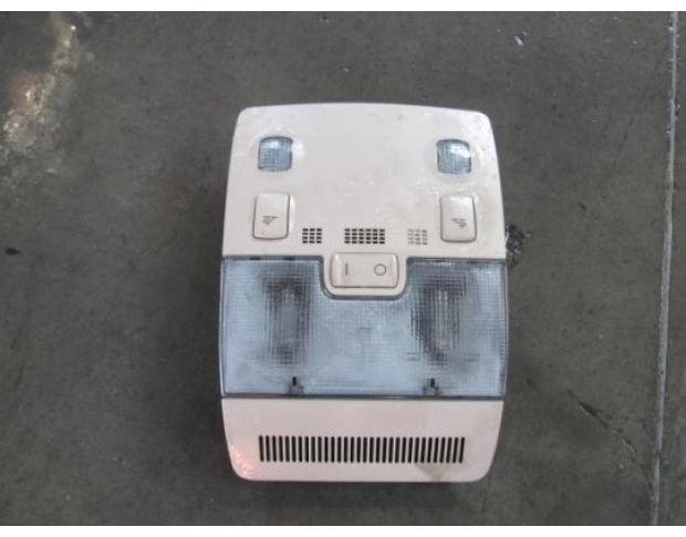lampa plafon audi a4 2.5tdi ake 8e0951177