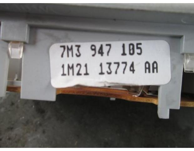lampa plafon vw sharan auy cod 7m3947105 din dezmembrari