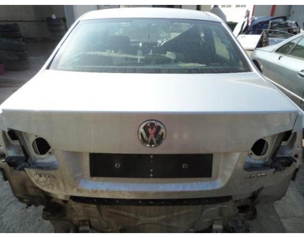 luneta spate vw jetta 2.0tdi bkd