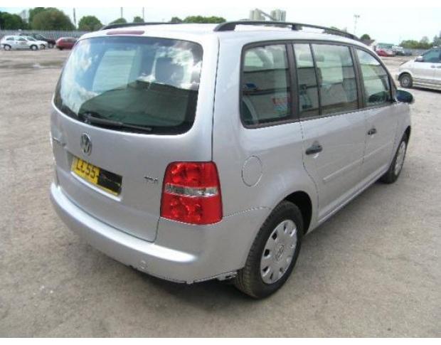 bara fata vw touran 2.0tdi