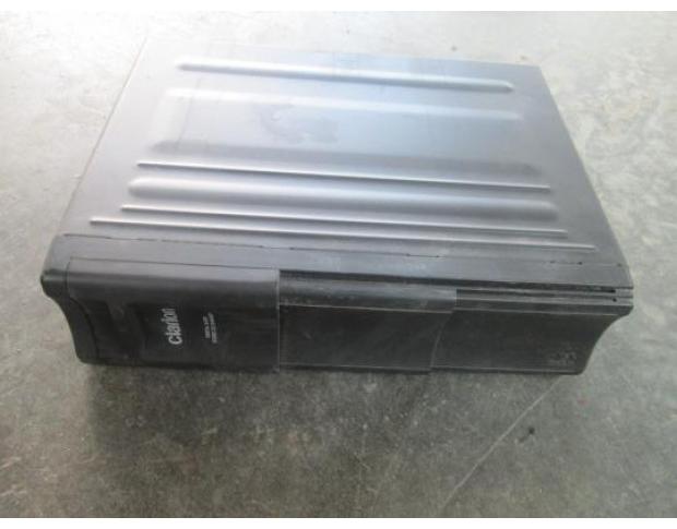 magazie cd peugeot 607 limusina cod 9655259980