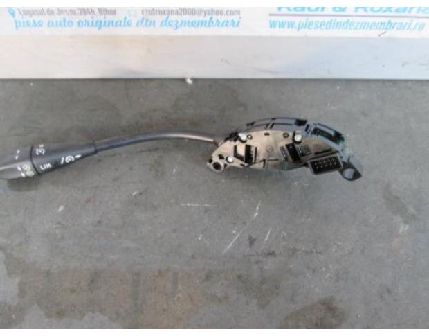 maneta semnalizare mercedes c 320