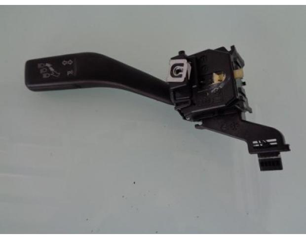 maneta semnalizare vw jetta 1.6tdi cay 1k0953513e