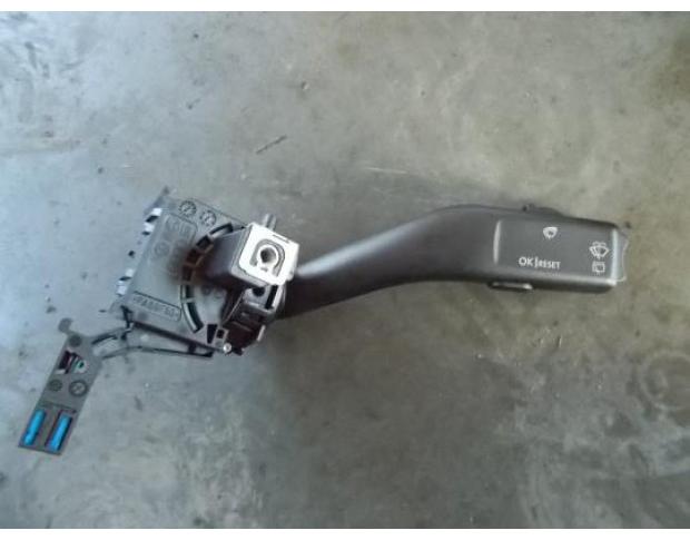 maneta stergator skoda octavia 2 1.9tdi bxe cod 1k0953519a