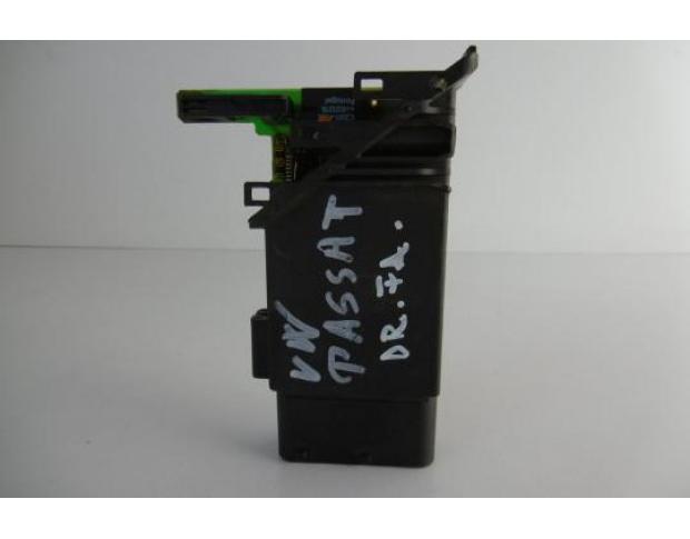 modul macara dreapta fata vw passat b5 105405301