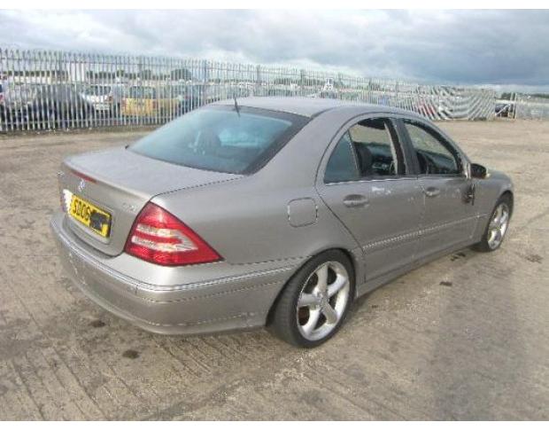 motor mercedes c w203 320cdi