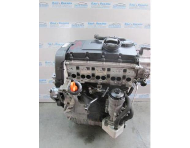 motor skoda octavia 2.0tdi bkd