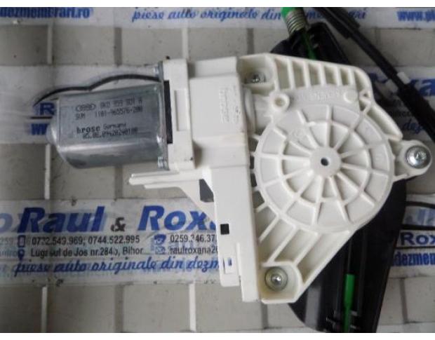 motoras macara dreapta fata audi a4 2.0tdi cag 8k0959801a