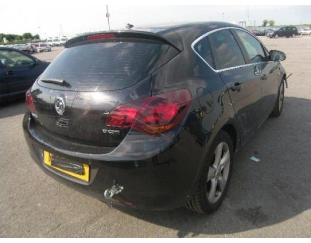 motoras macara opel astra j 1.7 cdti