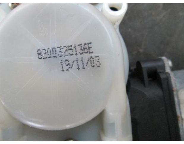 motoras macara stanga fata 8200325136e renault megane 1.5dci k9kd3