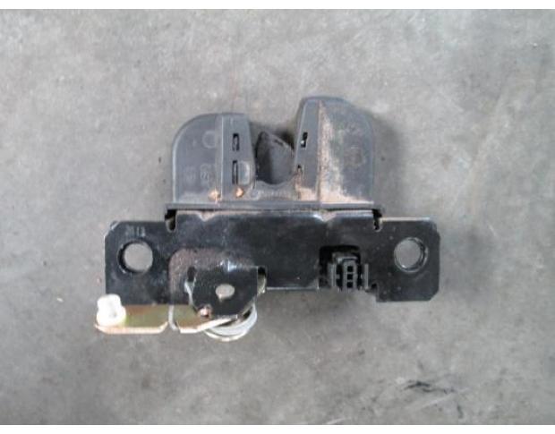 motoras stergator hayon volkswagen  passat variant (3b6) 2000/11-2005/08