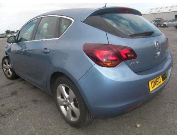 pompa inalta opel astra j  2009-in prezent