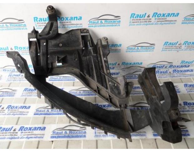 ornament far stanga audi a4 2.0tdi cag 8k0805608a