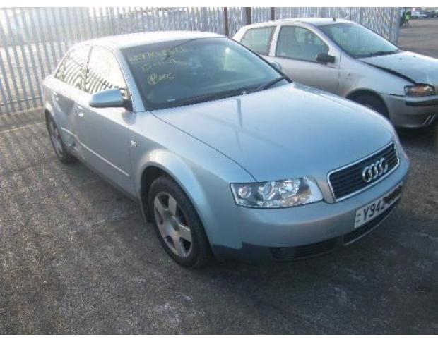 aripa stanga fata audi a4   2000-2004