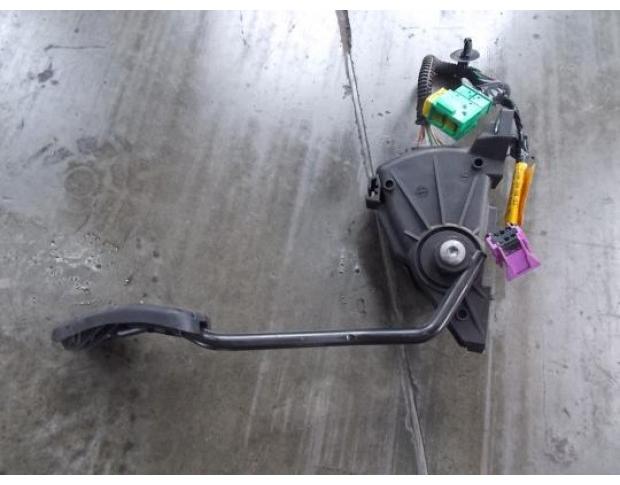pedala acceleratie renault kangoo 1.5dci 8200101243