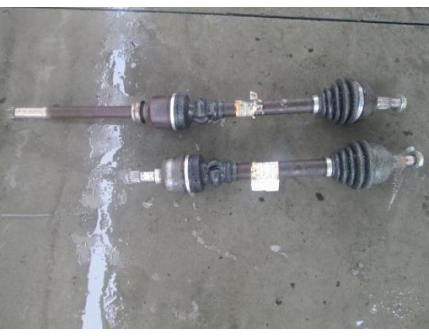 planetara dreapta peugeot 307 an 2006