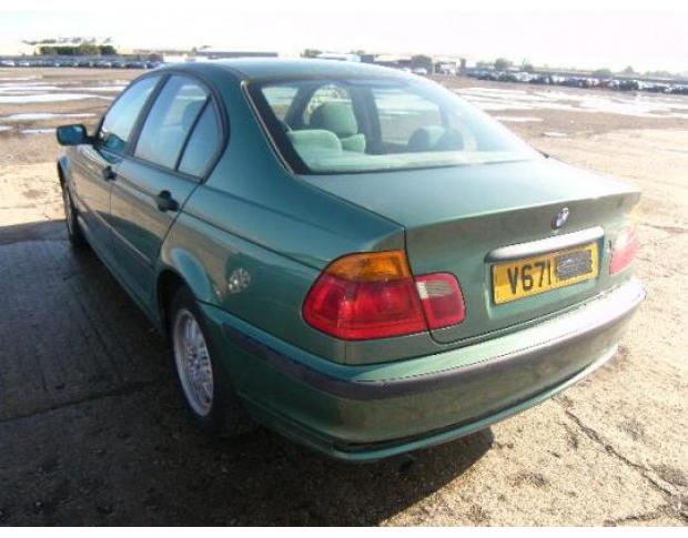 geam usa spate bmw 318