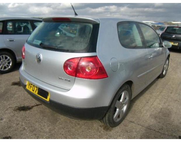 broasca usa fata volkswagen golf 5 (1k1) 2003/10-2009/02