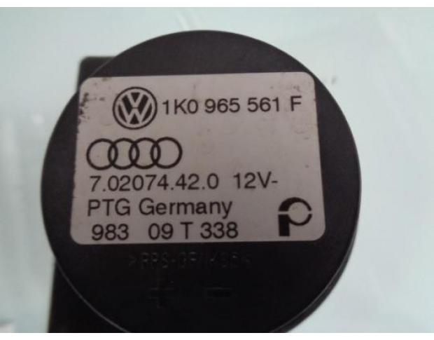 pompa recirculare apa vw touran 1.4tsi 1k0965561f