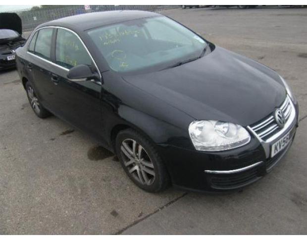 pompa vacum de vw jetta 1.9tdi bxe 77kw 105cp