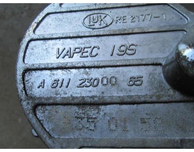 pompa vacum mercedes c 200 cdi w203 cod a6112300065