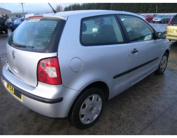 vindem aripa dreapta fata vw polo 9n