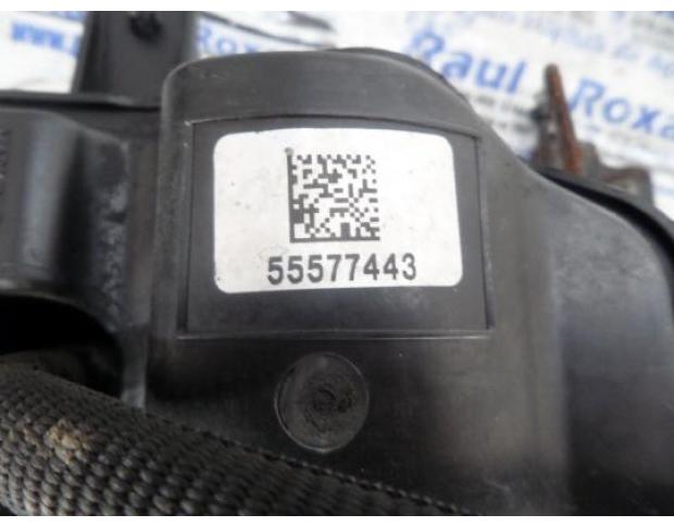 racitor gaze opel insignia 2.0cdi  55577443