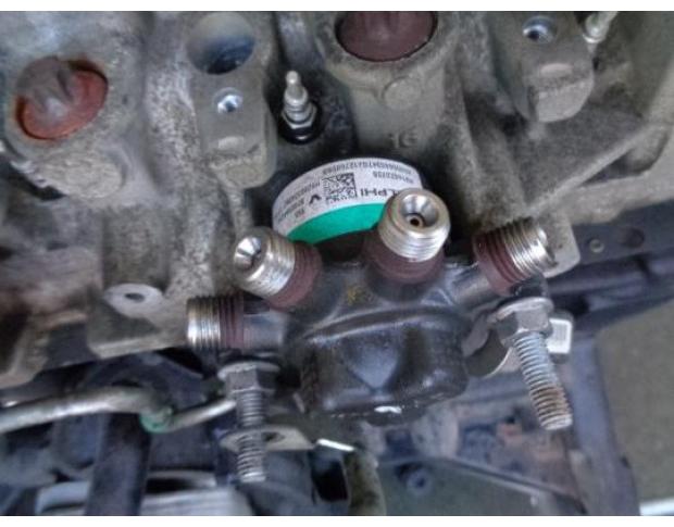 rampa injectoare dacia logan 1.5dci k9kk 8200584034